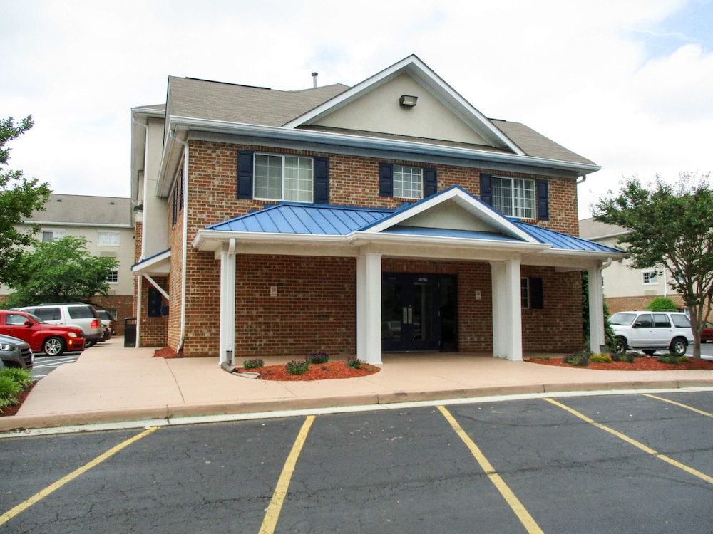 studio 6 richmond va i 64 west