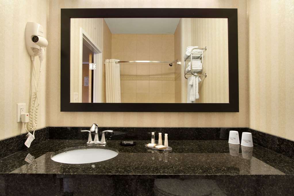 mainstay suites prince george fort lee