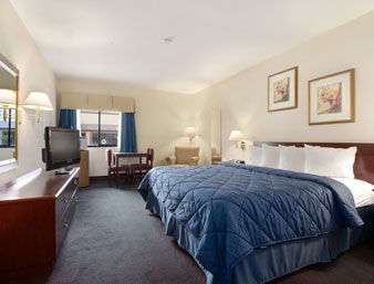 mainstay suites prince george fort lee