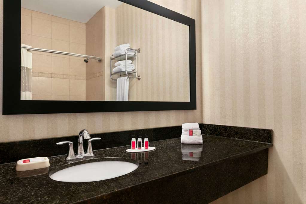 mainstay suites prince george fort lee