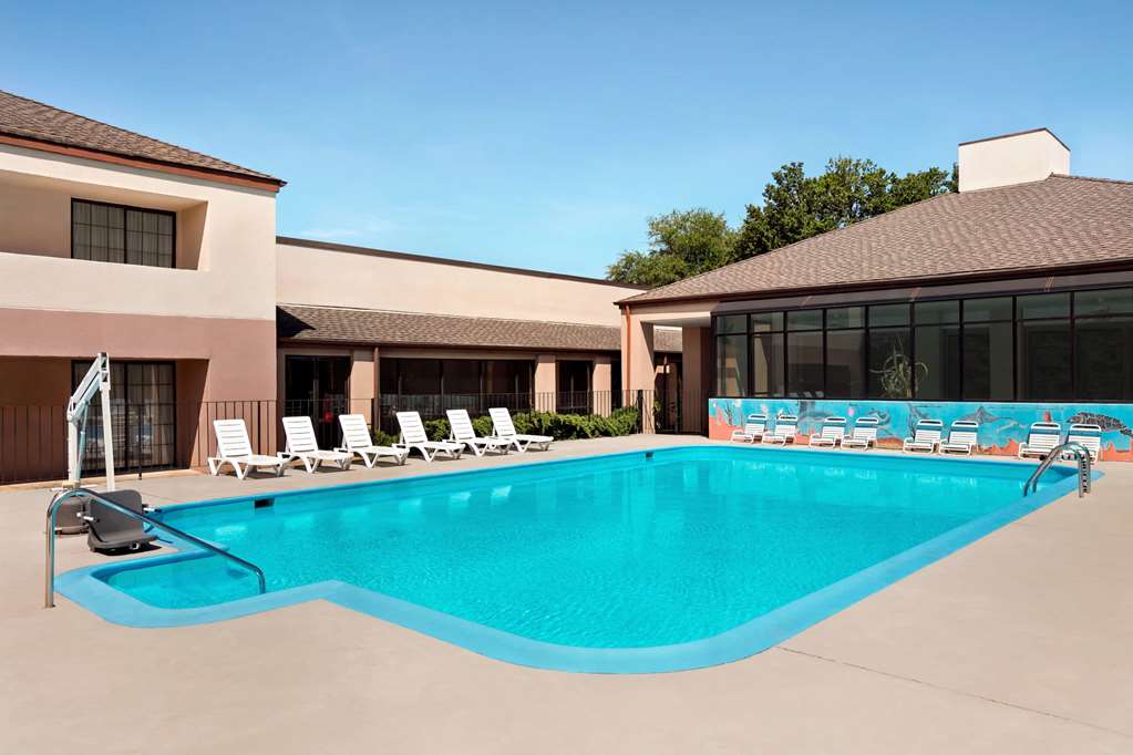mainstay suites prince george fort lee