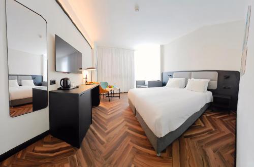 brown jerusalem hotel and convention center
