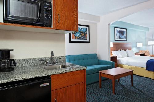holiday inn express hotel and suites richmond brandermill by ihg
