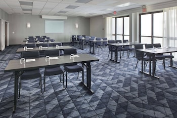 courtyard by marriott norwalk