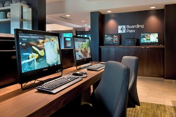 courtyard by marriott norwalk