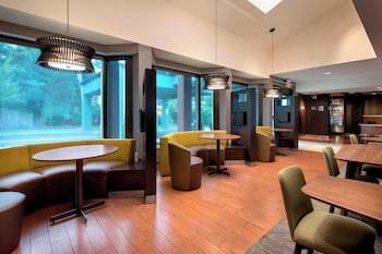 courtyard by marriott norwalk