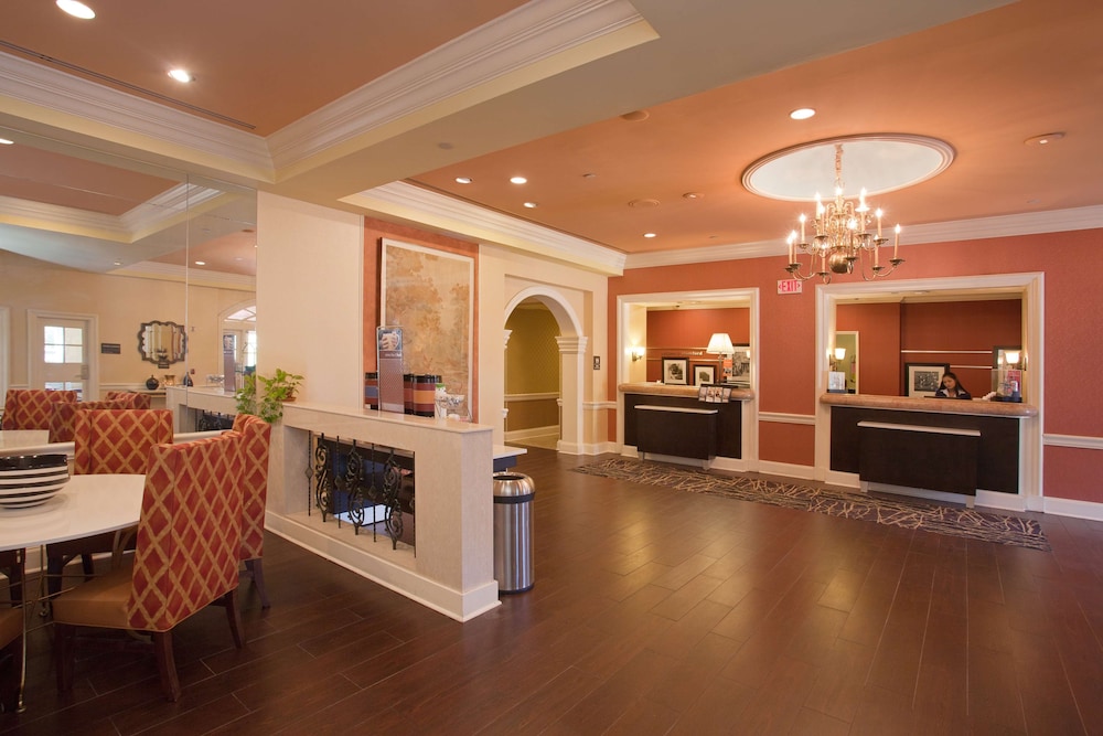 hampton inn and suites stamford