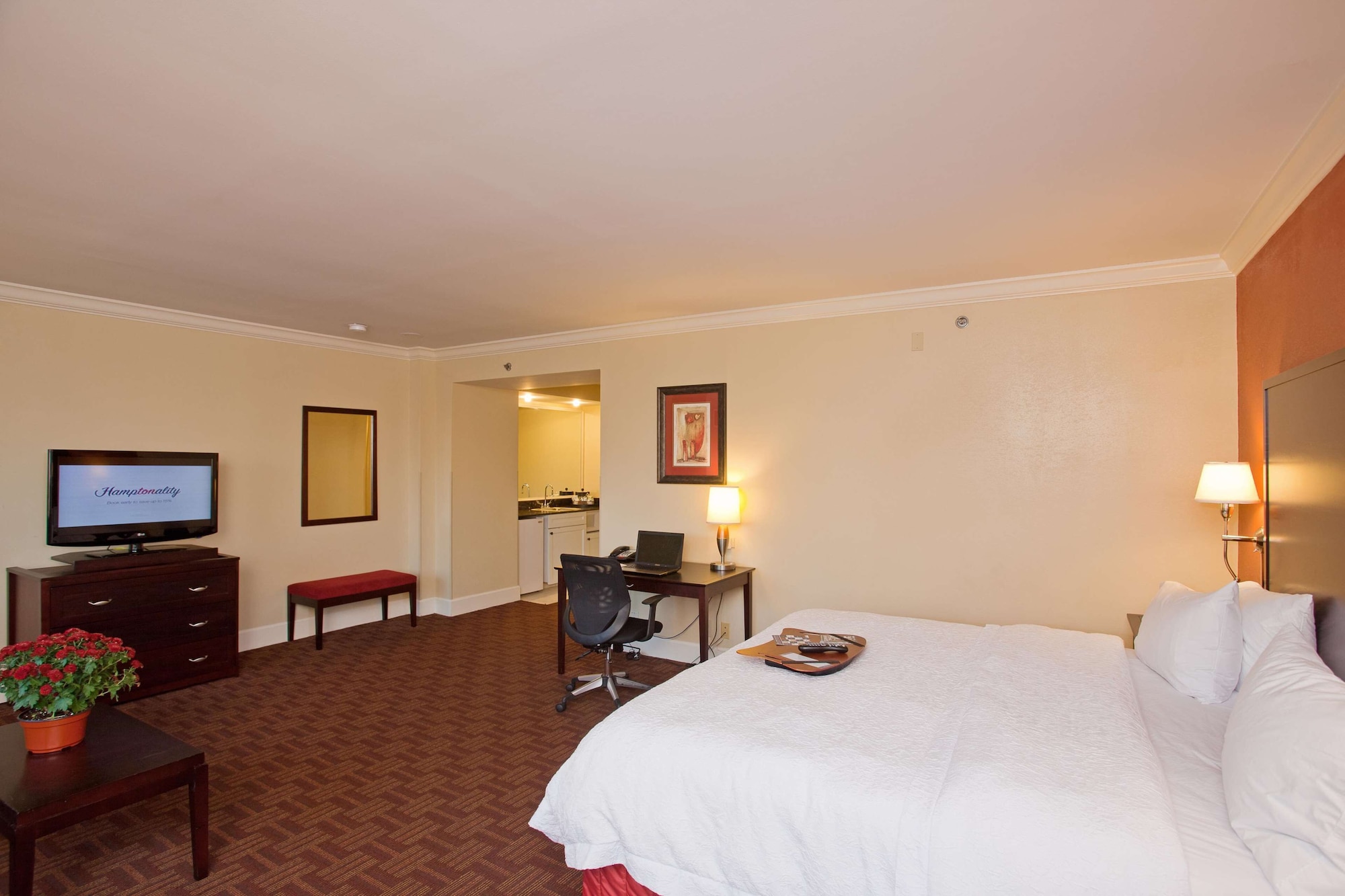 hampton inn and suites stamford