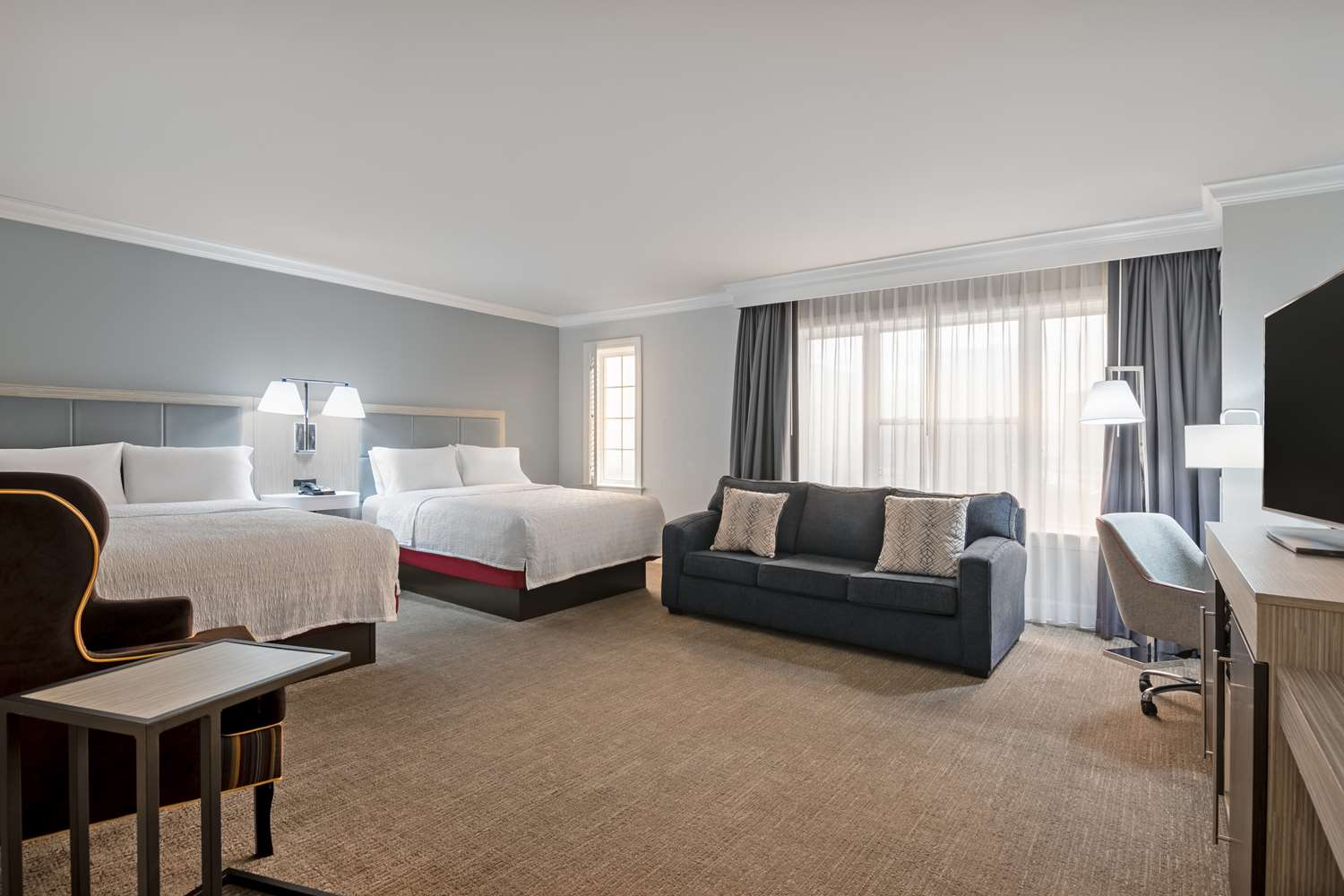 hampton inn and suites stamford