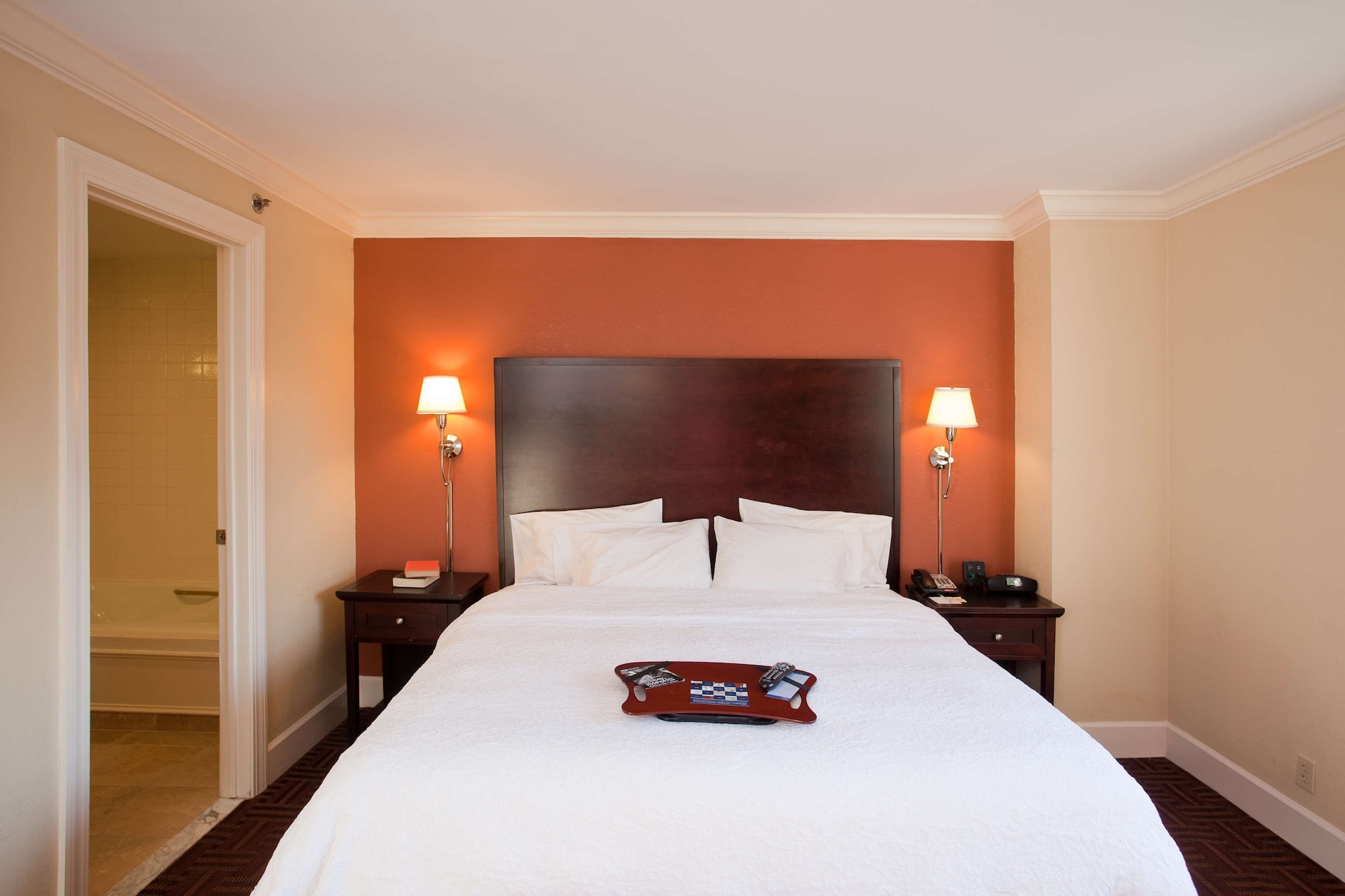 hampton inn and suites stamford