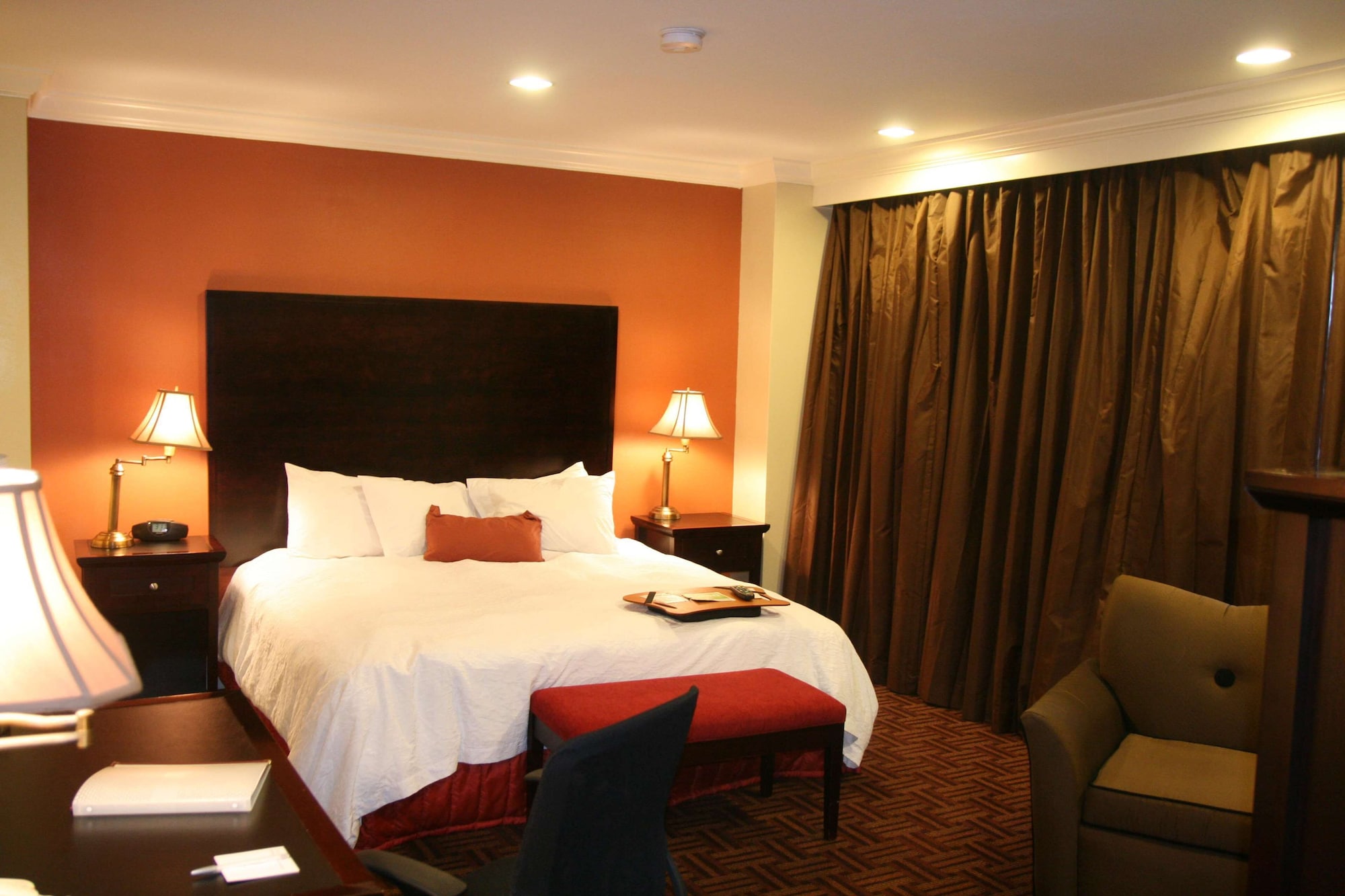 hampton inn and suites stamford