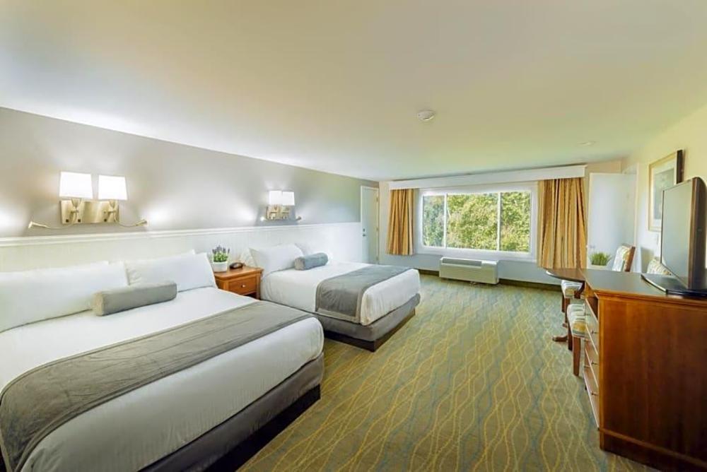 red jacket mountain view hotel