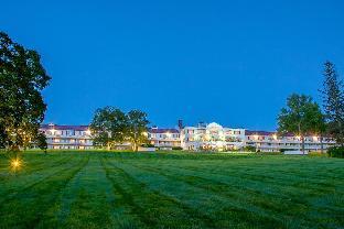 red jacket mountain view hotel