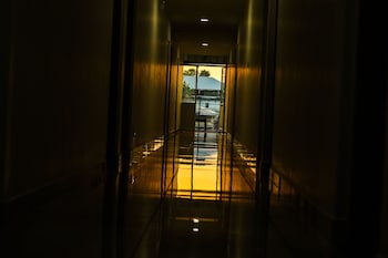 aldora airport residency