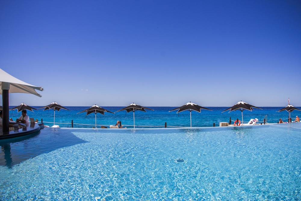 coral princess hotel and dive resort