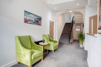 dusties hotel