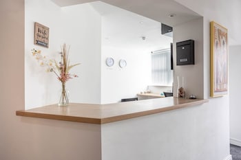 dusties hotel