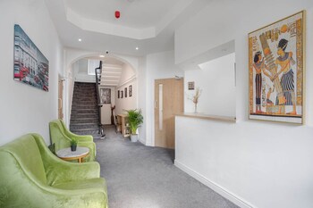 dusties hotel