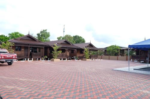drazna chalet pantai seberang takir