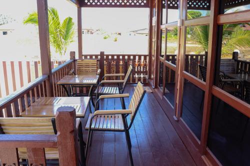 drazna chalet pantai seberang takir