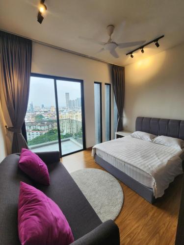 beacon executive suite george town