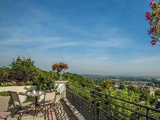 pavillon henri iv hotel restaurant gastronomique terrasse