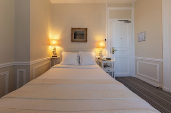 pavillon henri iv hotel restaurant gastronomique terrasse