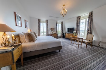 pavillon henri iv hotel restaurant gastronomique terrasse