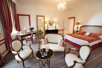 pavillon henri iv hotel restaurant gastronomique terrasse