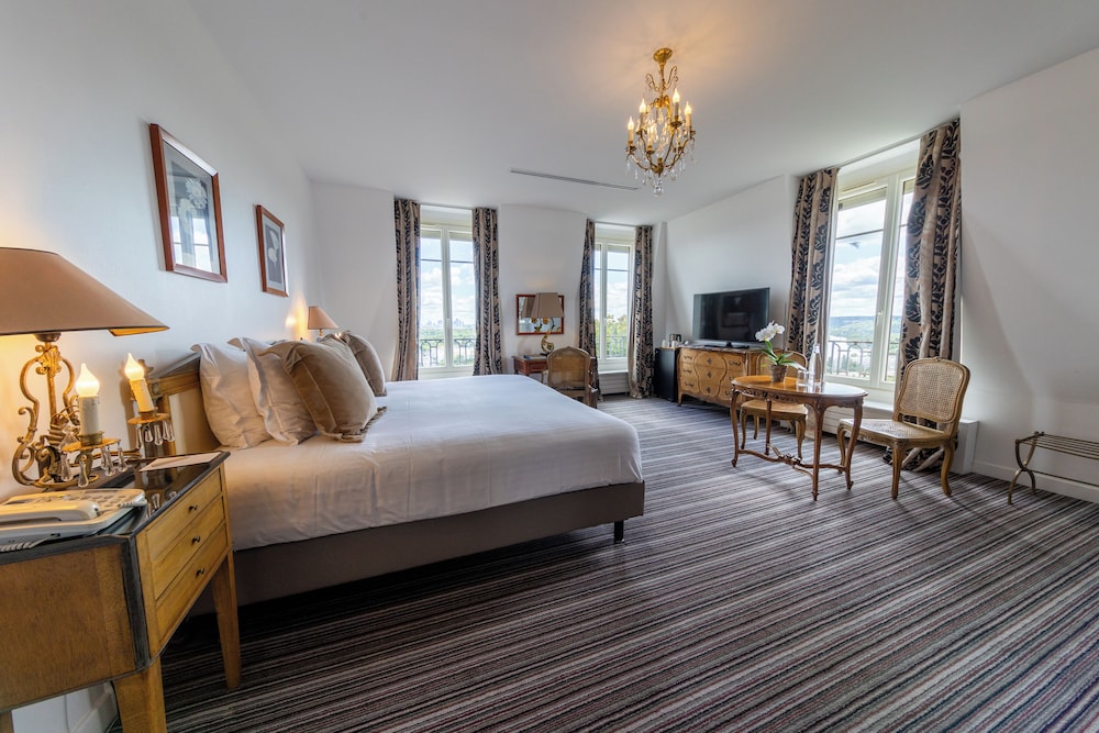 pavillon henri iv hotel restaurant gastronomique terrasse