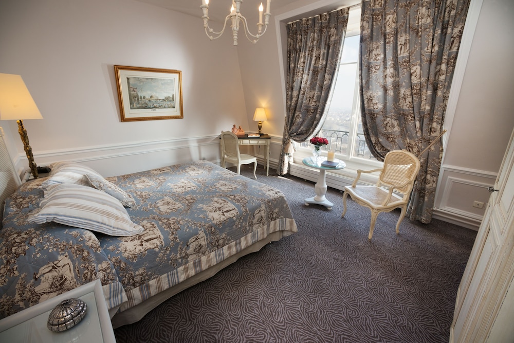 pavillon henri iv hotel restaurant gastronomique terrasse