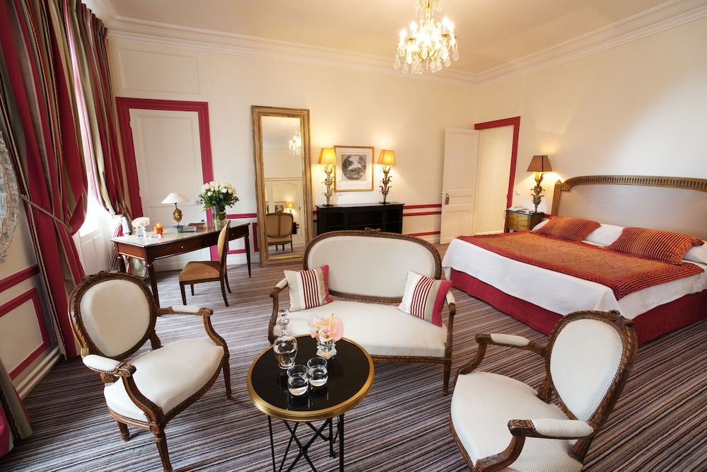 pavillon henri iv hotel restaurant gastronomique terrasse