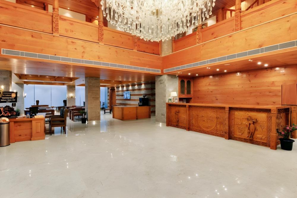 tiaraa hotels and resorts manali