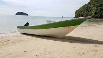 the beachaven chalets kota belud