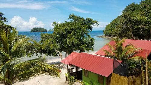 the beachaven chalets kota belud
