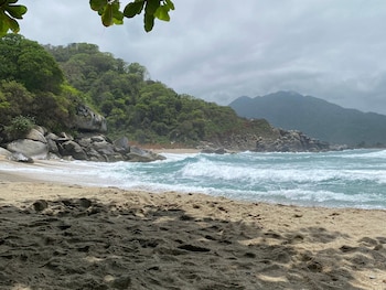 ecohabs tequendama playa canaveral parque tayrona