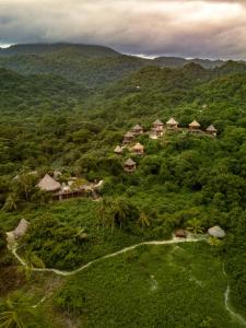 ecohabs tequendama playa canaveral parque tayrona