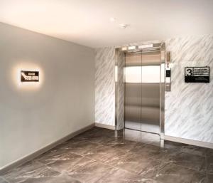 lucky hotel bangkok sukhumvit 26