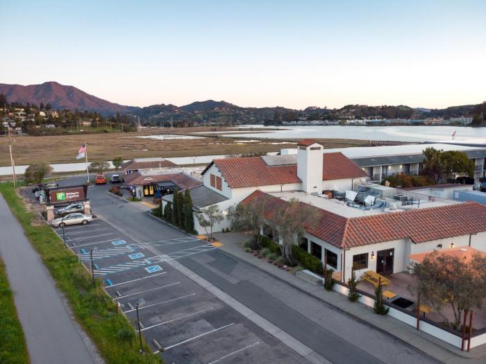 holiday inn express mill valley san francisco area by ihg