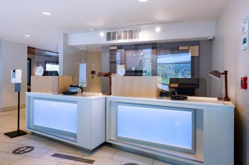 holiday inn express mill valley san francisco area by ihg