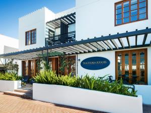 waters edge hotel