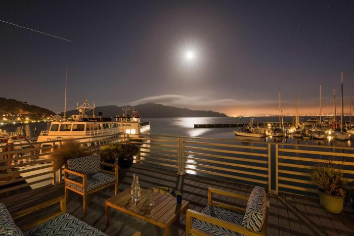waters edge hotel