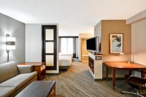 hyatt place baton rouge i 10