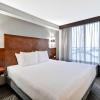 hyatt place baton rouge i 10