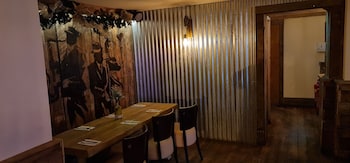 the waterside bar rooms and restaurant