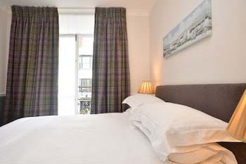 tenby house