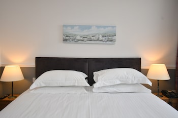 tenby house