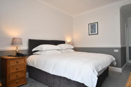 tenby house