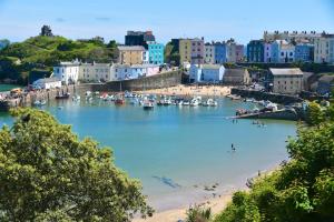 tenby house