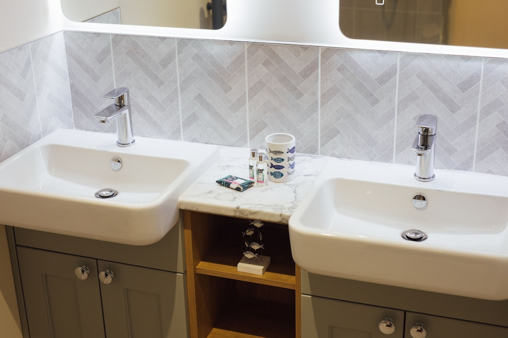 ty hotel milford waterfront